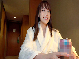 完全プライベート映像　業界NO１性格イイ女優・桐香ゆうりちゃんと初めての二人きりお泊まり　サンプル画像08